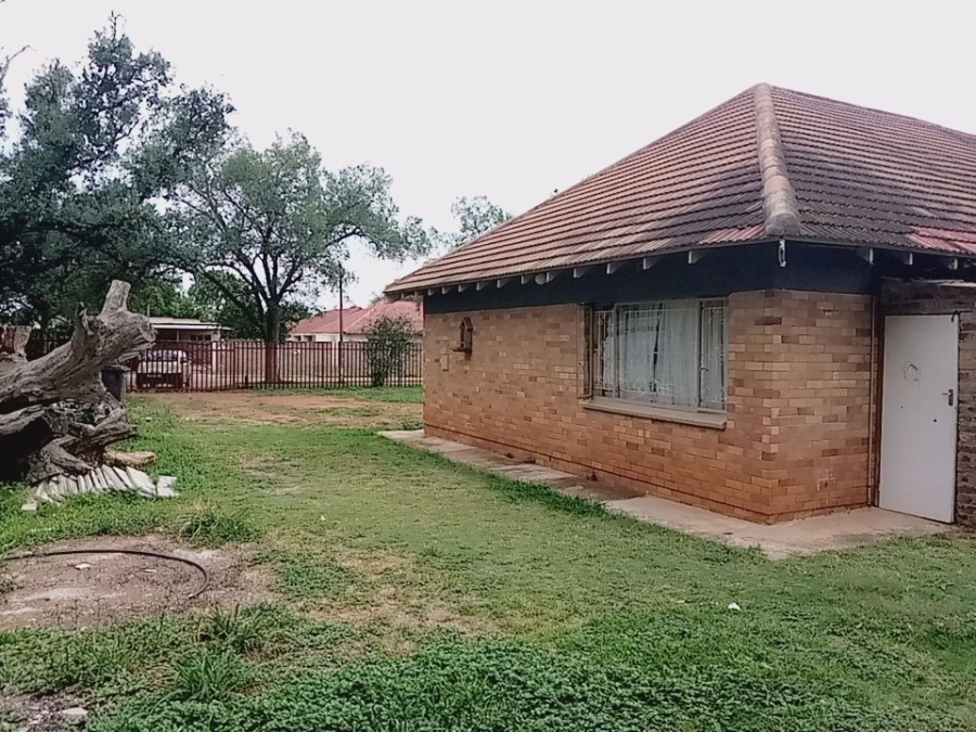 3 Bedroom Property for Sale in Stilfontein North West